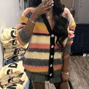 Women’s loose color black stripped v-neck button down cardigan